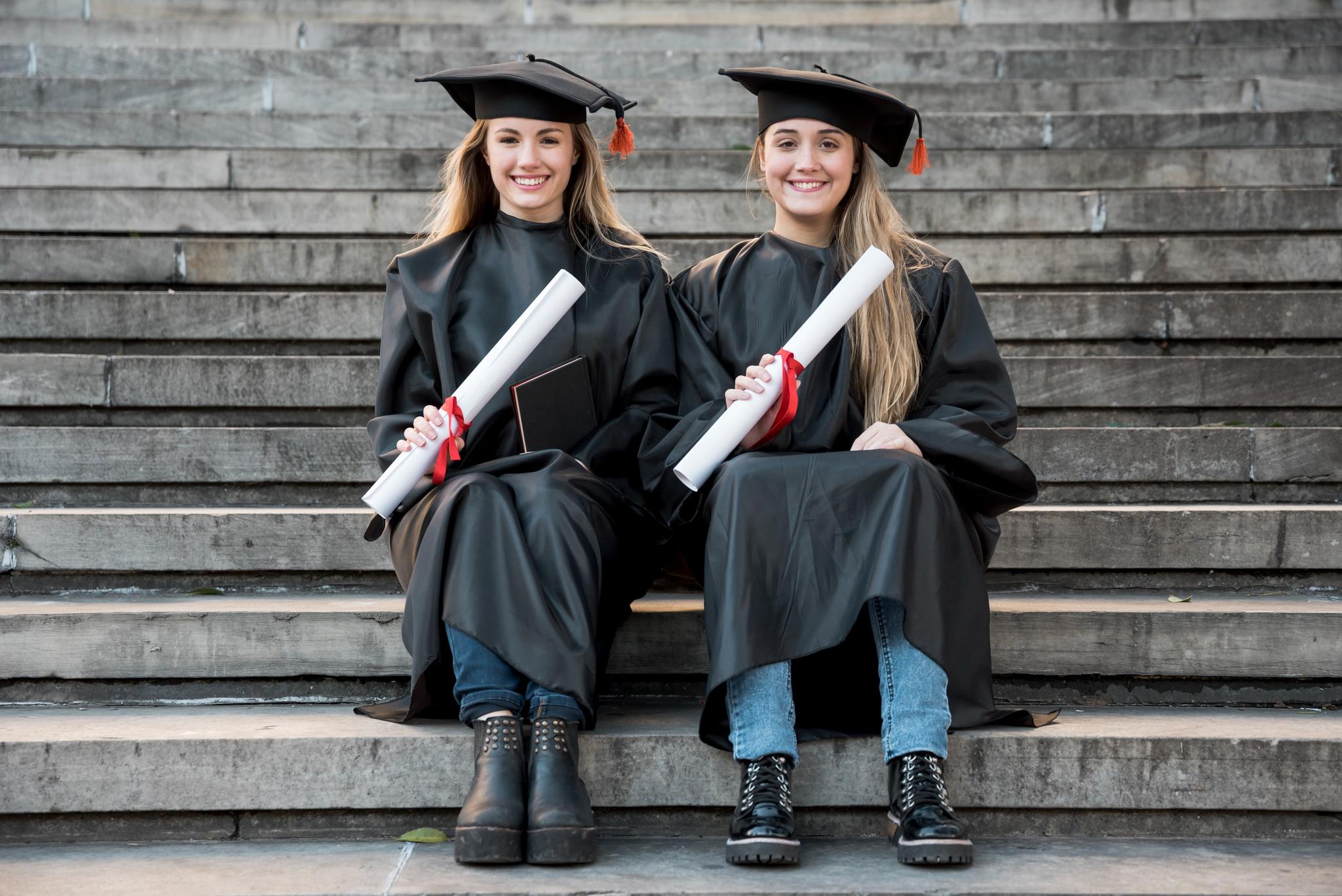 Why You Should Hire a Professional Photographer for Graduation Photos